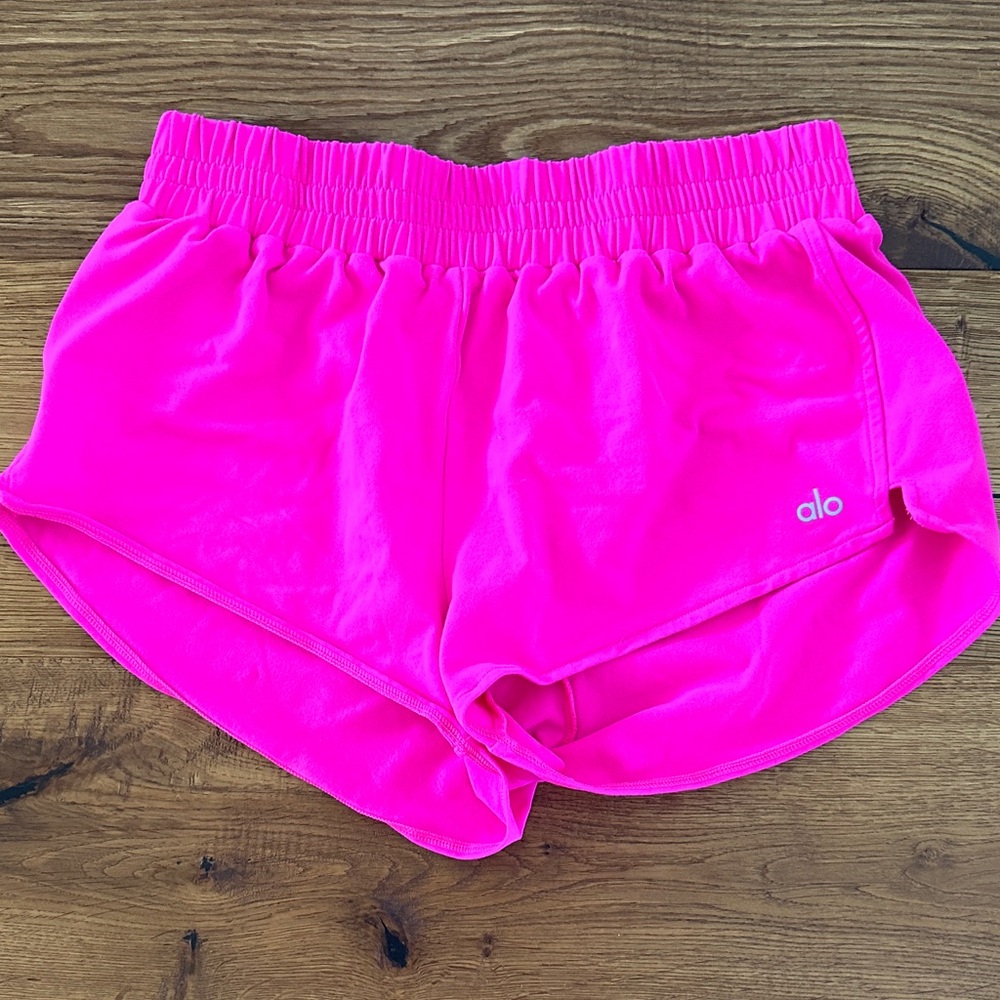 ALO Yoga Women's Bright Pink Athletic Shorts